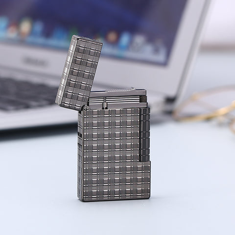 Maduro M2 Cling Sound Butane Soft Flame Lighter – Refined Plaid