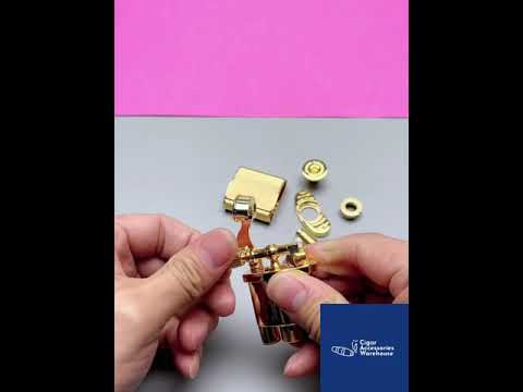 Maduro M6 Lift-Arm Flint Soft Flame Lighter – Kerosene Diamond Grid